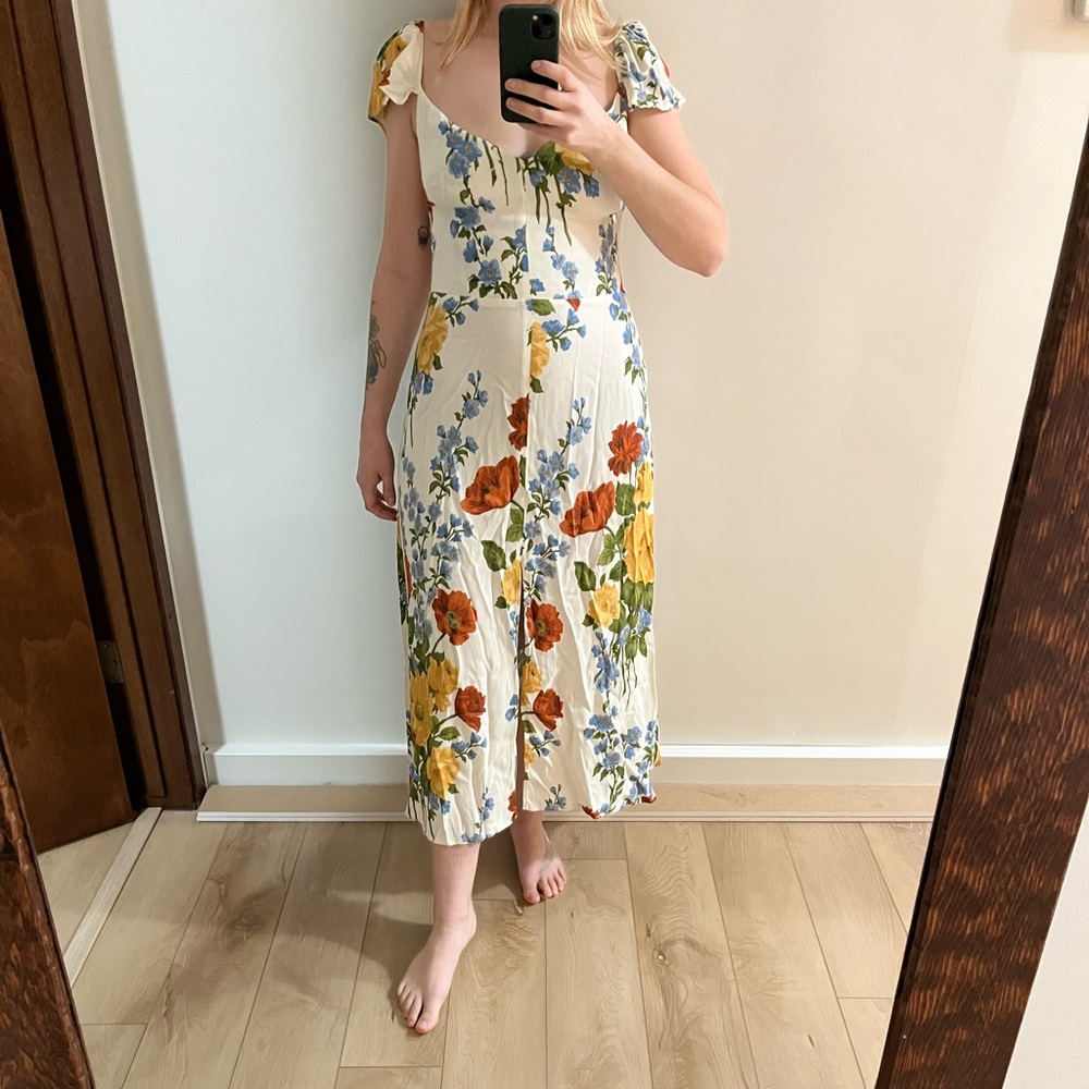 Reformation Baxley dress. Size 8